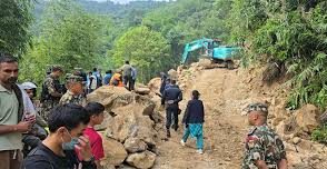 मेची क्षेत्रको ‘लाइफ लाइन’ मेची राजमार्गमा फेरि क्षति