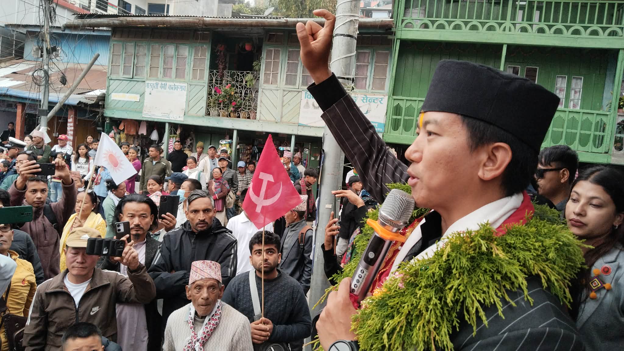 इलाम–२ बाट दोश्रो पटक उदाएका सुहाङ नेम्वाङ